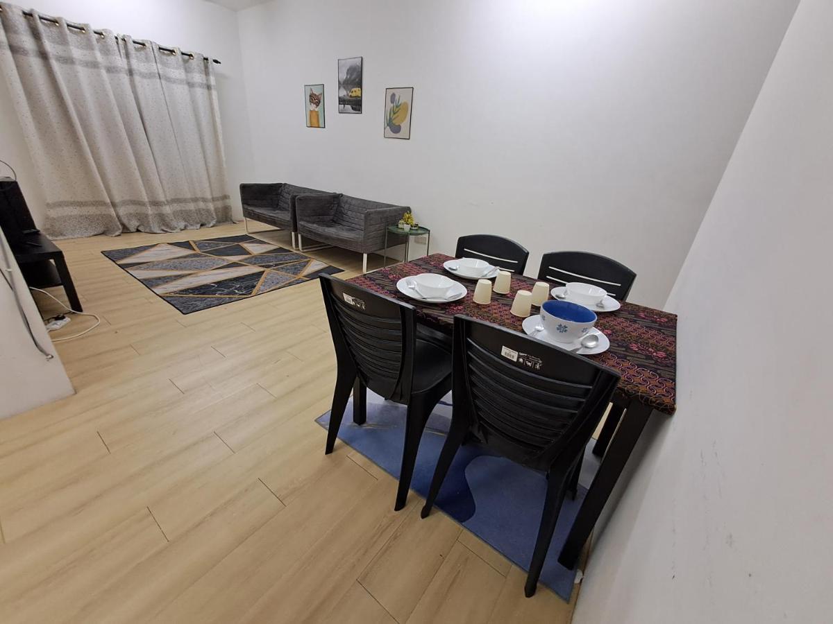 1201 Apartment Ladang Tok Pelam Tepipantaibatuburuk Kuala Terengganu Exterior photo